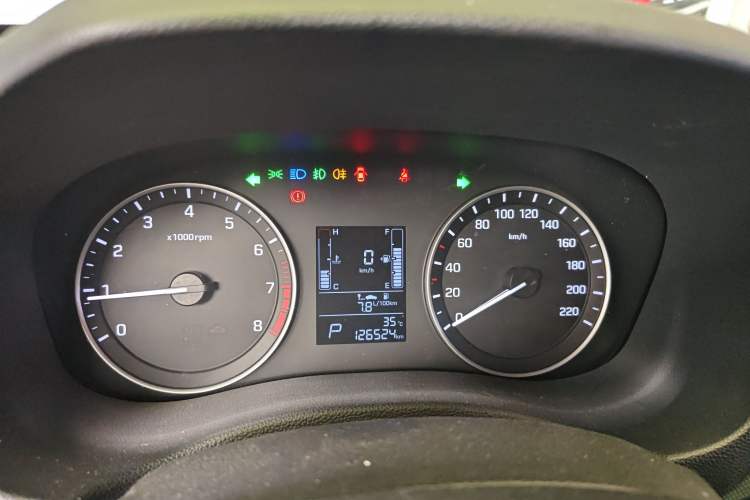 Used Hyundai ix25 2015 2.0L Automatic Two-Wheel Drive Intelligent GLS Instrument Cluster