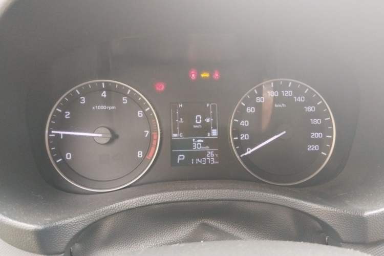 Used Hyundai ix25 2015 1.6L Automatic Two-Wheel Drive Smart GLS Trim Instrument Cluster