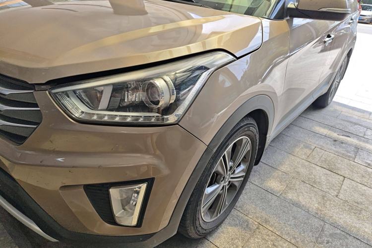 Used Hyundai ix25 2015 2.0L Automatic Two-Wheel Drive Intelligent GLS Left Front Headlight