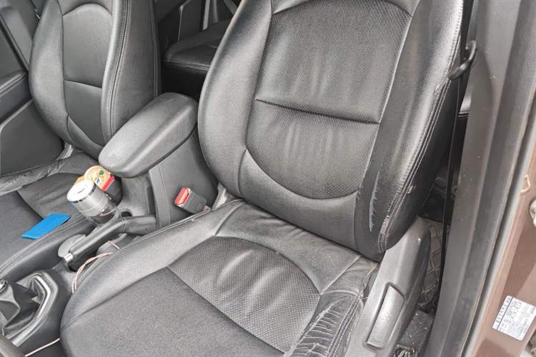 Used Hyundai ix25 2015 1.6L Manual Two-Wheel Drive Fashionable GS Model Left Front Seat
