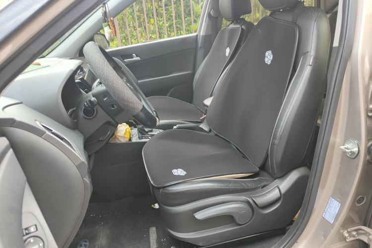 Used Hyundai ix25 2015 1.6L Automatic Two-Wheel Drive Smart GLS Trim Left Front Seat