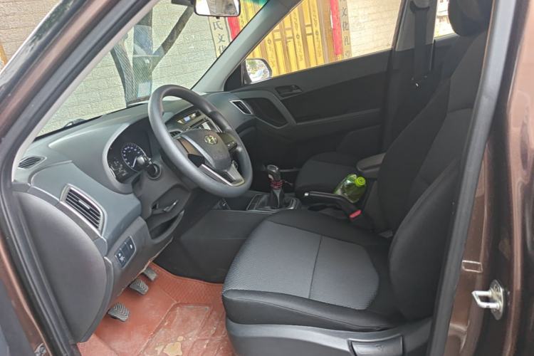 Used Hyundai ix25 2015 1.6L Manual Two-Wheel Drive Fashionable GS Model Left Front Seat