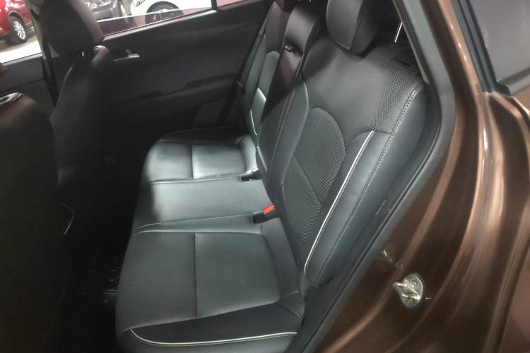 Used Hyundai ix25 2015 1.6L Automatic Two-Wheel-Drive Deluxe DLX Model Left Rear Seat