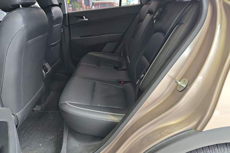 Used Hyundai ix25 2015 2.0L Automatic Two-Wheel Drive Intelligent GLS Left Rear Seat