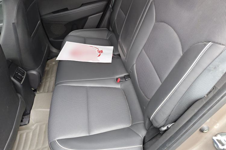 Used Hyundai ix25 2015 1.6L Automatic Two-Wheel-Drive Deluxe DLX Model Left Rear Seat