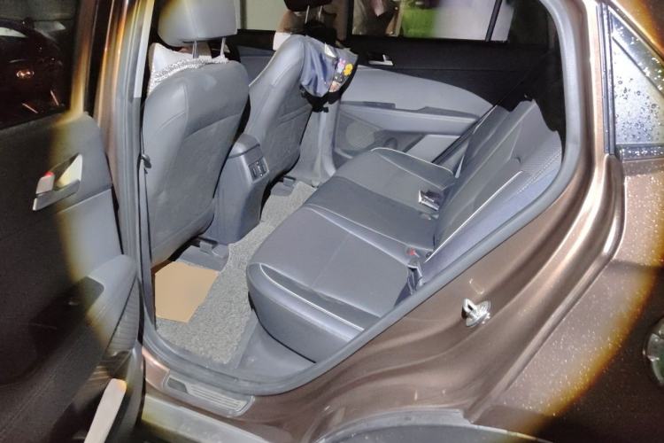 Used Hyundai ix25 2015 1.6L Automatic Two-Wheel-Drive Deluxe DLX Model Left Rear Seat