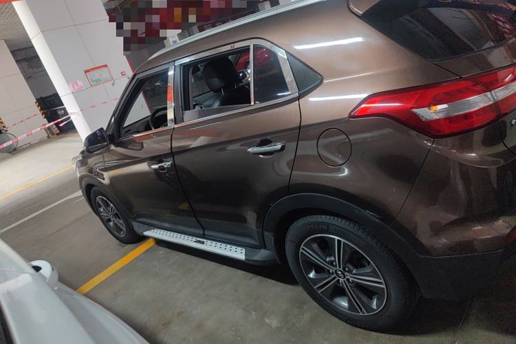 Used Hyundai ix25 2015 1.6L Automatic Two-Wheel-Drive Deluxe DLX Model Left Side