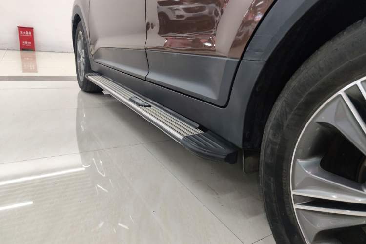 Used Hyundai ix25 2015 1.6L Automatic Two-Wheel-Drive Deluxe DLX Model Left Side Sill