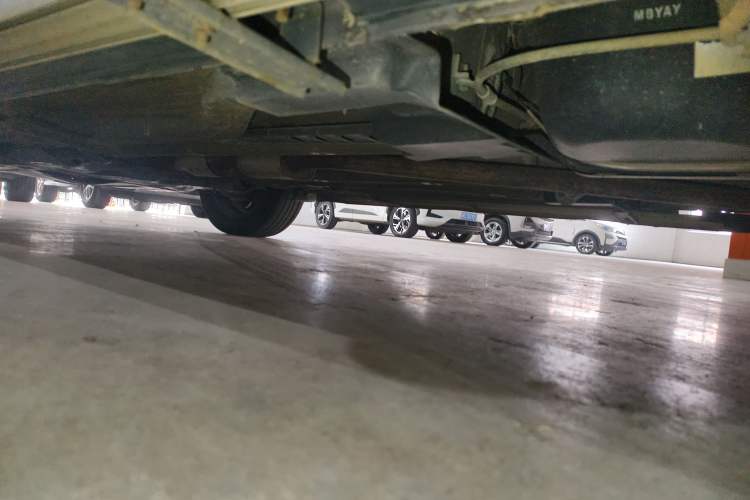 Used Hyundai ix25 2015 1.6L Automatic Two-Wheel Drive Smart GLS Trim Left Side Sill
