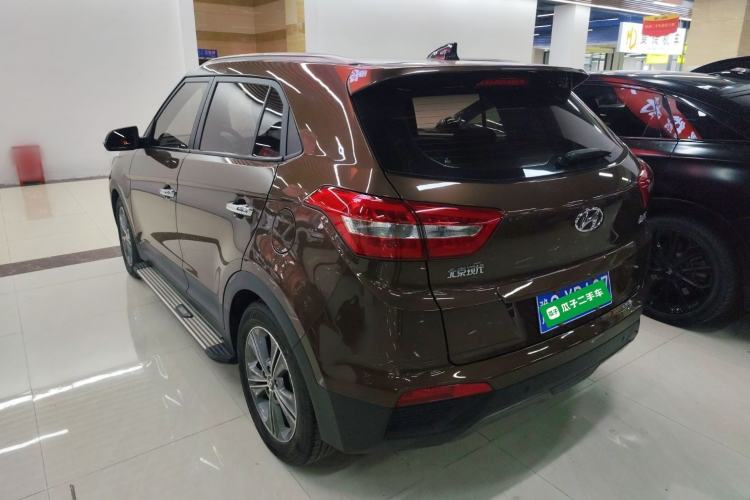 Used Hyundai ix25 2015 1.6L Automatic Two-Wheel-Drive Deluxe DLX Model Rear Left 45 Deg