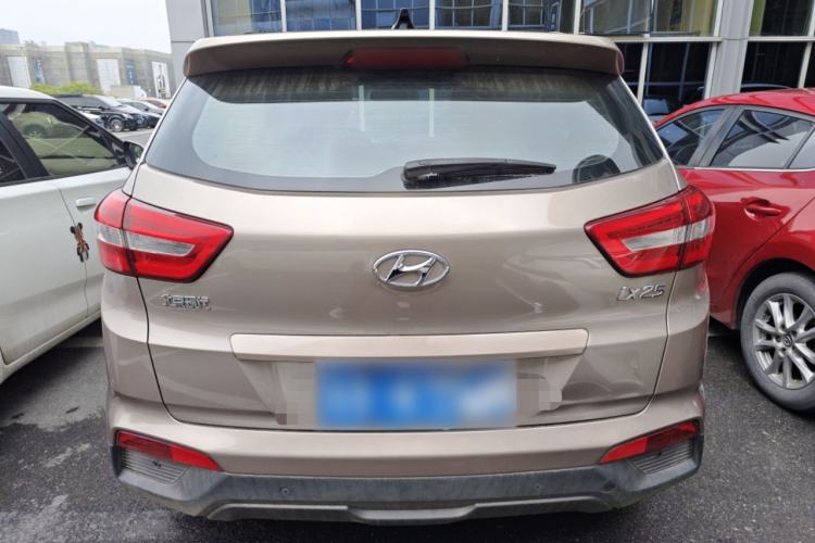 Used Hyundai ix25 2015 1.6L Automatic Two-Wheel-Drive Deluxe DLX Model Rear