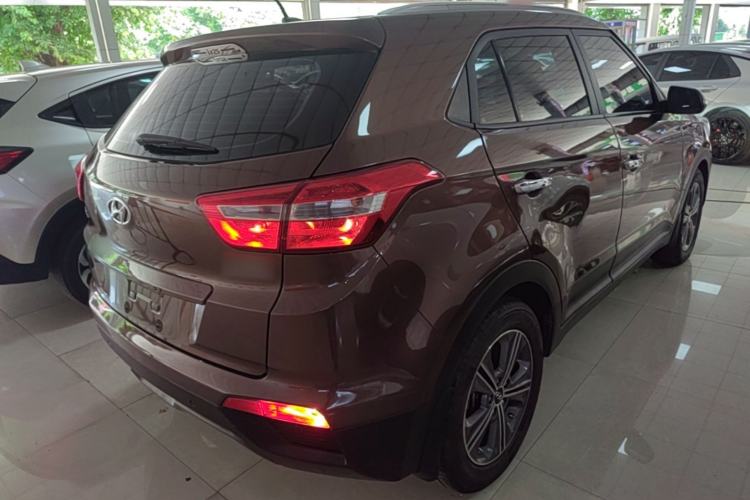 Used Hyundai ix25 2015 1.6L Automatic Two-Wheel Drive Smart GLS Trim Rear Right 45 Deg