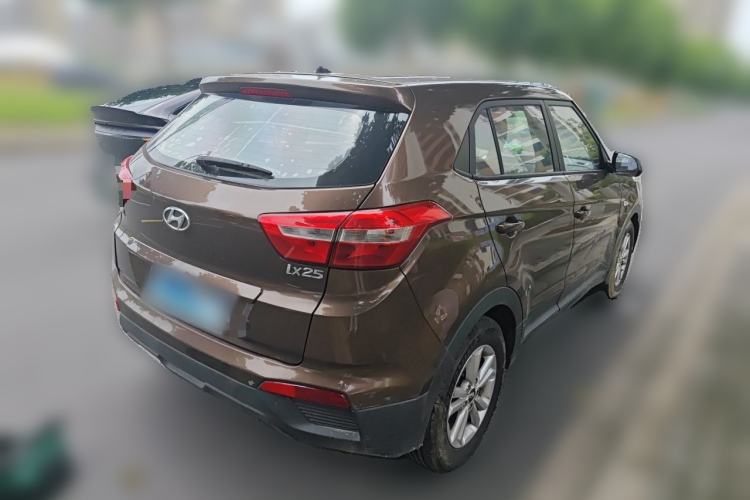 Used Hyundai ix25 2015 1.6L Manual Two-Wheel Drive Fashionable GS Model Rear Right 45 Deg