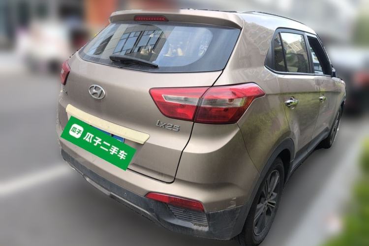 Used Hyundai ix25 2015 1.6L Automatic Two-Wheel Drive Smart GLS Trim Rear Right 45 Deg