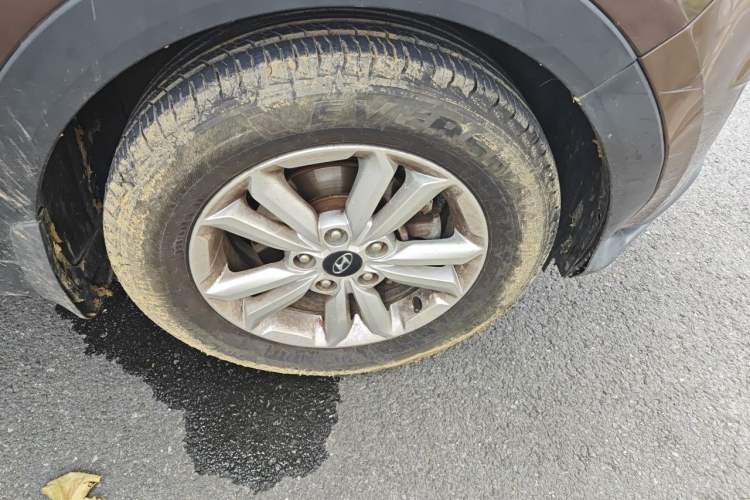 Used Hyundai ix25 2015 1.6L Manual Two-Wheel Drive Fashionable GS Model Right Front Wheel Hub