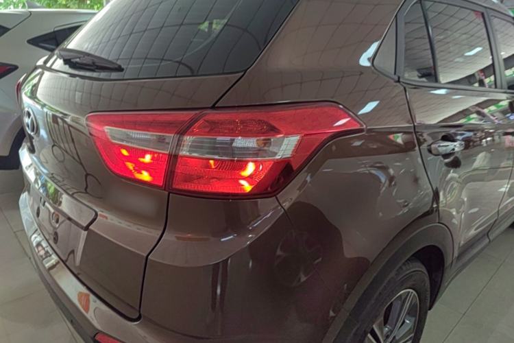 Used Hyundai ix25 2015 1.6L Automatic Two-Wheel Drive Smart GLS Trim Right Rear Taillight