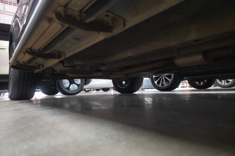 Used Hyundai ix25 2015 1.6L Automatic Two-Wheel-Drive Deluxe DLX Model Right Side Sill