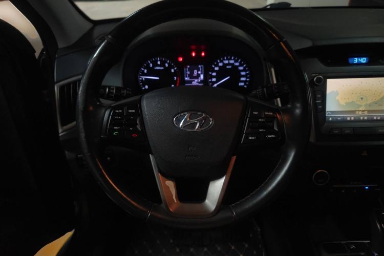 Used Hyundai ix25 2015 1.6L Automatic Two-Wheel-Drive Deluxe DLX Model Steering Wheel