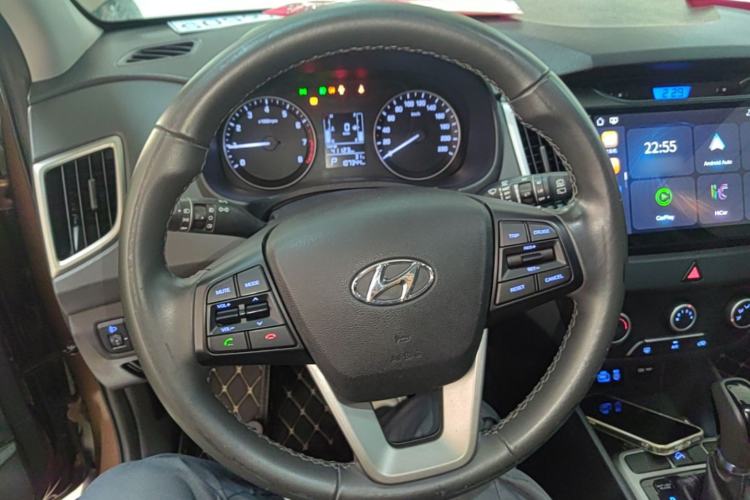 Used Hyundai ix25 2015 1.6L Automatic Two-Wheel Drive Smart GLS Trim Steering Wheel