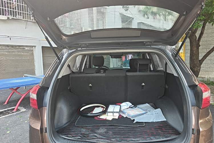 Used Hyundai ix25 2015 1.6L Manual Two-Wheel Drive Fashionable GS Model Trunk