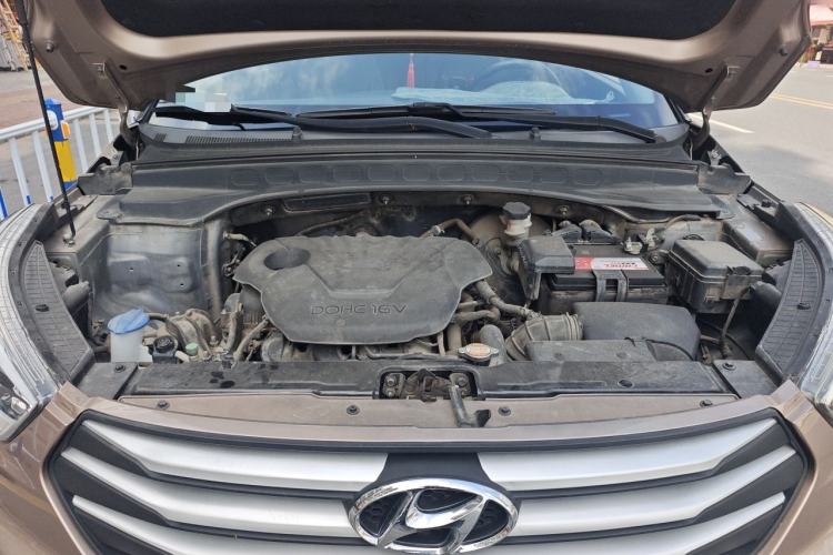 Used Hyundai ix25 2015 1.6L Automatic Two-Wheel Drive Smart GLS Trim Engine Bay