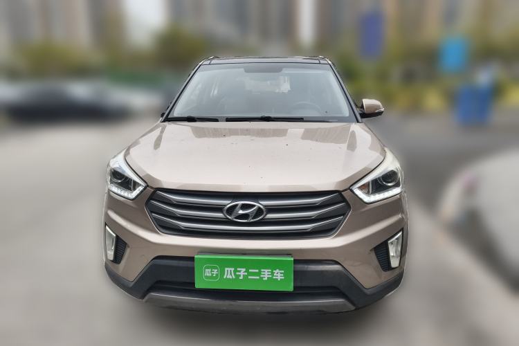 Used Hyundai ix25 2015 1.6L Automatic Two-Wheel-Drive Deluxe DLX Model Front