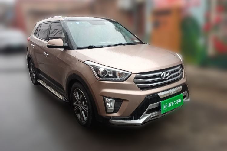 Used Hyundai ix25 2015 2.0L Automatic Two-Wheel Drive Intelligent GLS Front Right 45 Deg