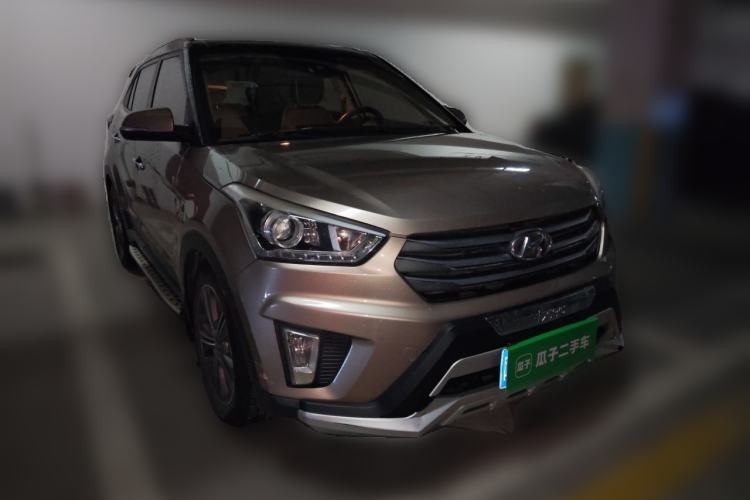 Used Hyundai ix25 2015 2.0L Automatic Two-Wheel Drive Intelligent GLS Front Right 45 Deg