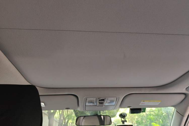 Used Hyundai ix25 2015 1.6L Automatic Two-Wheel Drive Smart GLS Trim Headliner