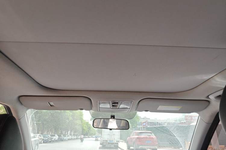 Used Hyundai ix25 2015 1.6L Automatic Two-Wheel Drive Smart GLS Trim Headliner