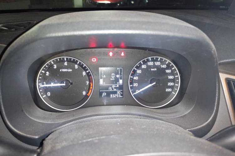 Used Hyundai ix25 2015 1.6L Automatic Two-Wheel Drive Smart GLS Trim Instrument Cluster