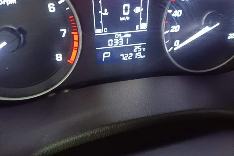 Used Hyundai ix25 2015 1.6L Automatic Two-Wheel Drive Smart GLS Trim Instrument Cluster