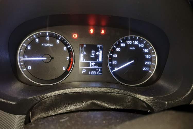 Used Hyundai ix25 2015 1.6L Automatic Two-Wheel Drive Smart GLS Trim Instrument Cluster