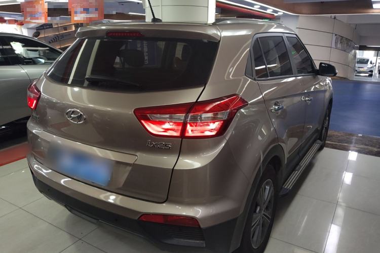 Used Hyundai ix25 2015 1.6L Automatic Two-Wheel Drive Smart GLS Trim Rear Right 45 Deg