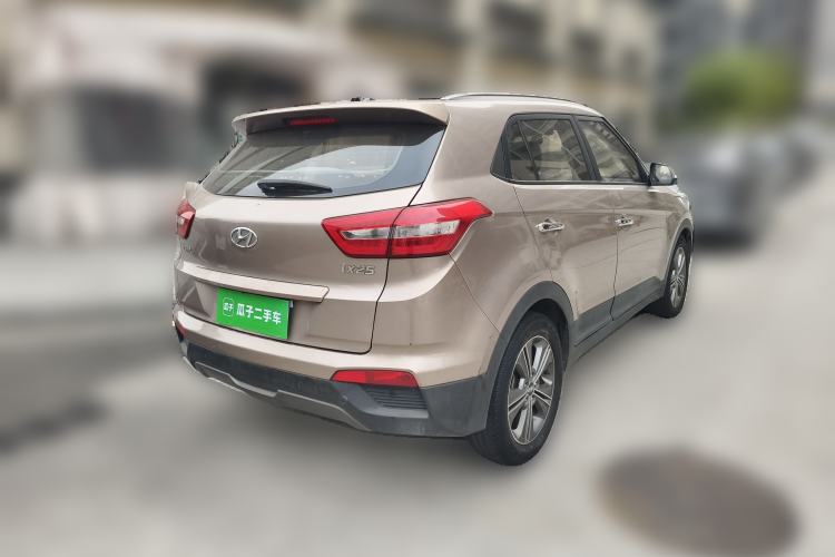Used Hyundai ix25 2015 1.6L Automatic Two-Wheel-Drive Deluxe DLX Model Rear Right 45 Deg
