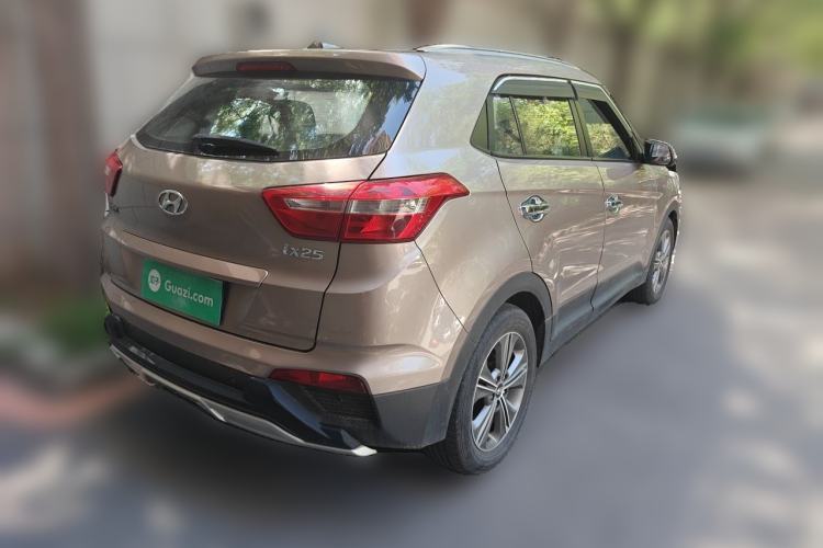 Used Hyundai ix25 2015 1.6L Automatic Two-Wheel Drive Smart GLS Trim Rear Right 45 Deg