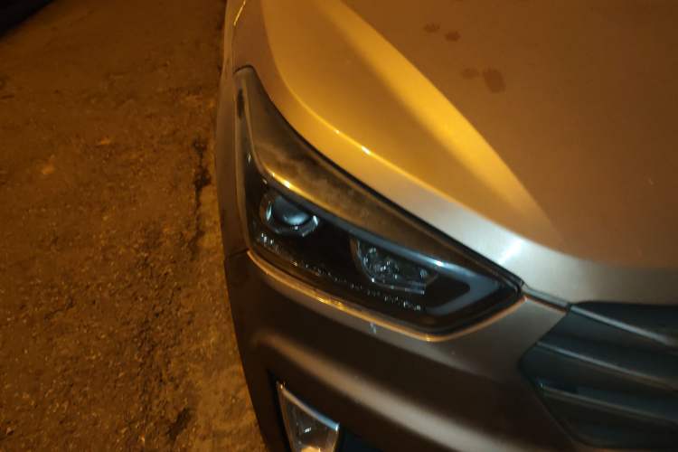 Used Hyundai ix25 2015 1.6L Automatic Two-Wheel Drive Smart GLS Trim Right Front Headlight