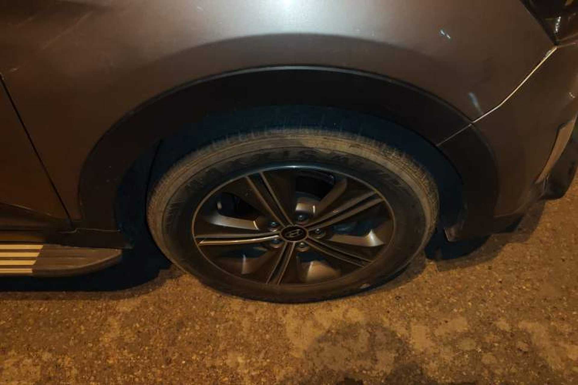 Used Hyundai ix25 2015 1.6L Automatic Two-Wheel Drive Smart GLS Trim Right Front Wheel Hub