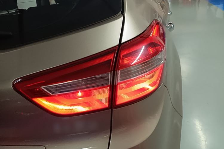 Used Hyundai ix25 2015 1.6L Automatic Two-Wheel Drive Smart GLS Trim Right Rear Taillight