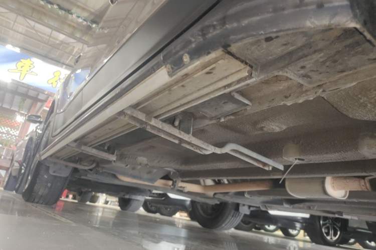Used Hyundai ix25 2015 1.6L Automatic Two-Wheel-Drive Deluxe DLX Model Right Side Sill