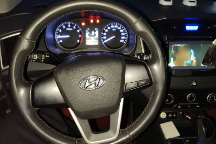Used Hyundai ix25 2015 1.6L Automatic Two-Wheel Drive Smart GLS Trim Steering Wheel