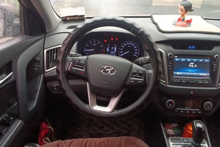 Used Hyundai ix25 2015 2.0L Automatic Two-Wheel Drive Intelligent GLS Steering Wheel