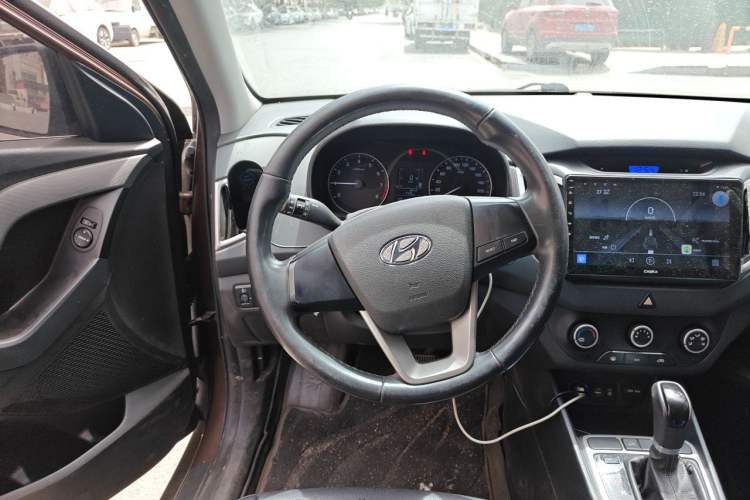 Used Hyundai ix25 2015 1.6L Automatic Two-Wheel Drive Smart GLS Trim Steering Wheel