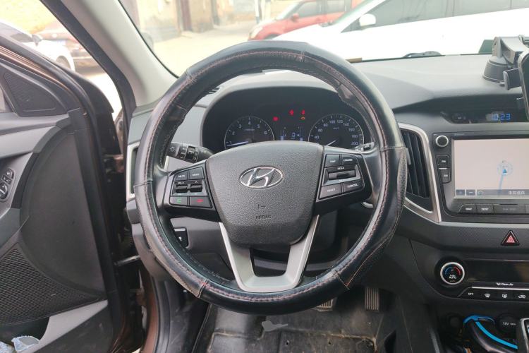 Used Hyundai ix25 2015 2.0L Automatic Two-Wheel Drive Intelligent GLS Steering Wheel