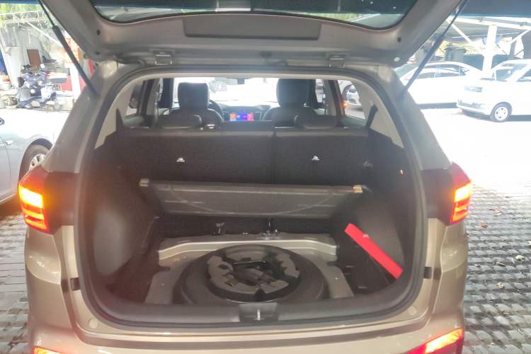 Used Hyundai ix25 2015 1.6L Automatic Two-Wheel Drive Smart GLS Trim Trunk