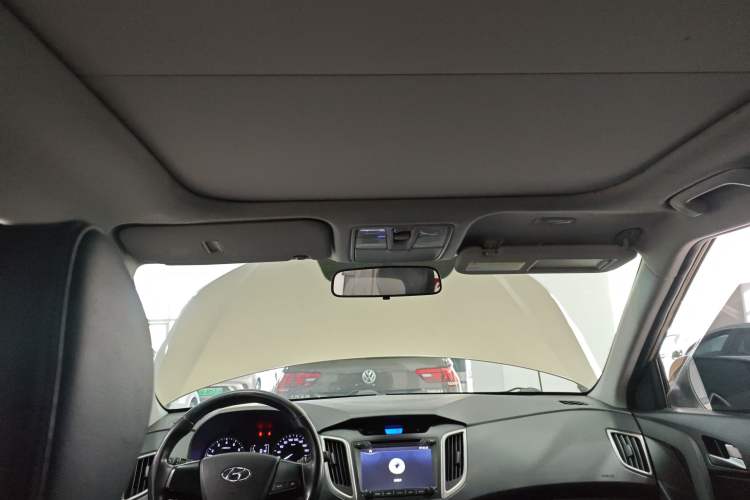 Used Hyundai ix25 2015 1.6L Automatic Two-Wheel Drive Smart GLS Trim Headliner
