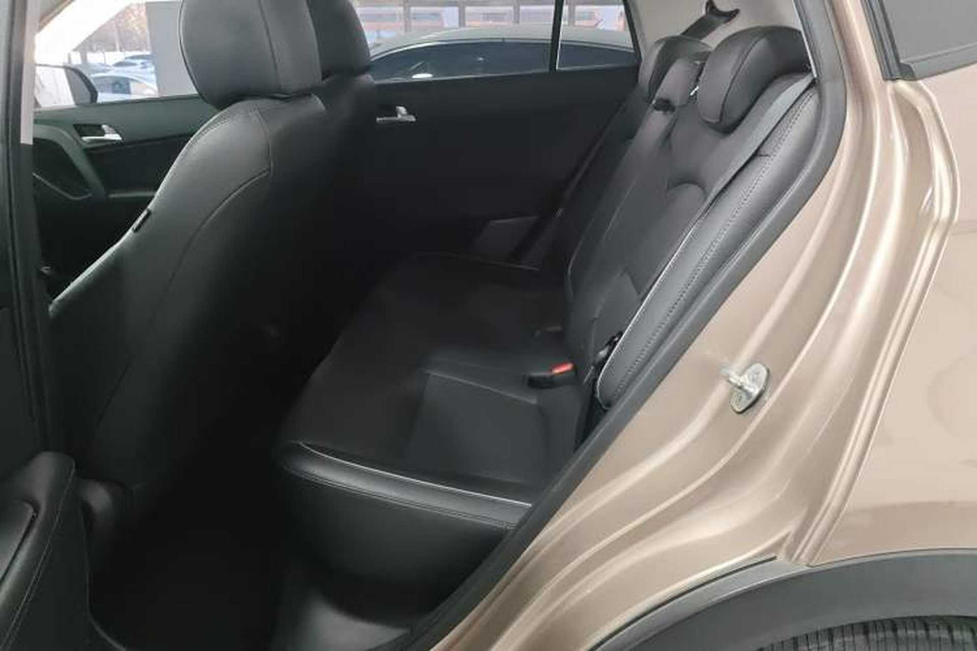 Used Hyundai ix25 2015 1.6L Automatic Two-Wheel Drive Smart GLS Trim Interior 4