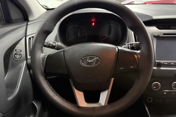 Used Hyundai ix25 2015 1.6L Automatic Two-Wheel Drive Smart GLS Trim Steering Wheel