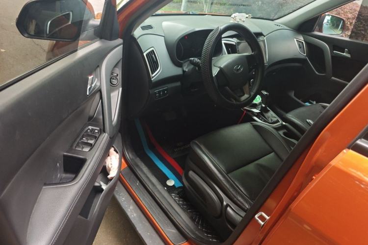 Used Hyundai ix25 2015 1.6L Automatic Two-Wheel Drive Smart GLS Trim Driver Seat