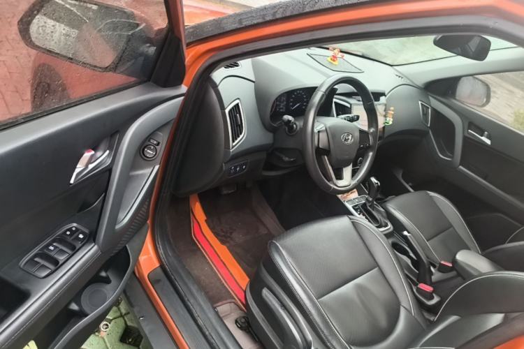 Used Hyundai ix25 2015 1.6L Automatic Two-Wheel Drive Smart GLS Trim Driver Seat
